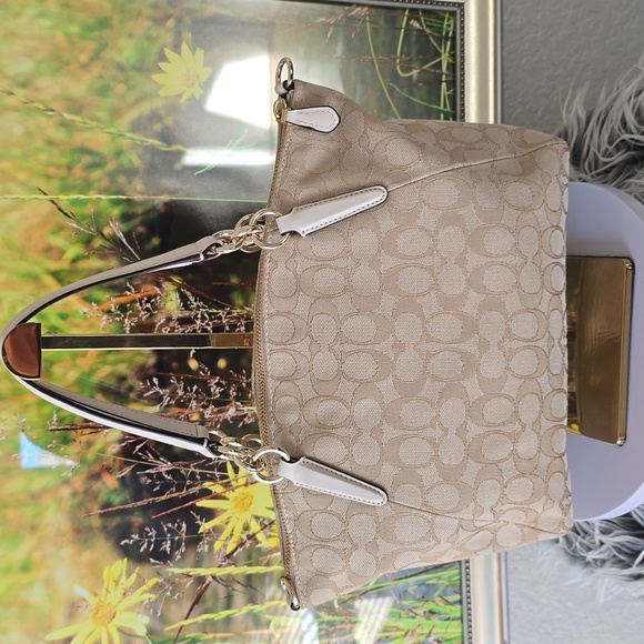 Coach Small Kelsey Satchel Signature Jacquard Light Khaki Chalk Trim New - Picture 4 of 14